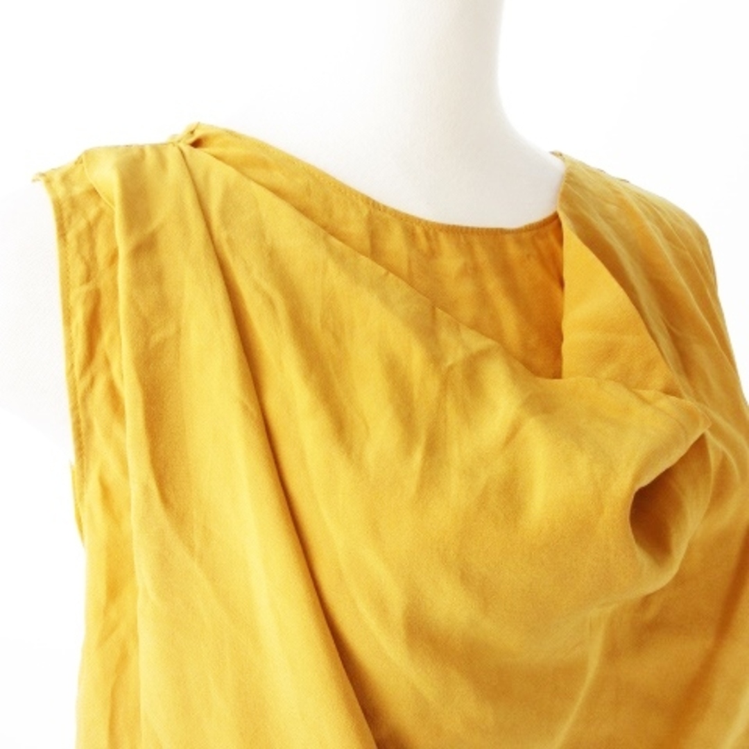DES PRES(デプレ)のデプレ ブラウス ノースリーブ ドレープ ラップ シルク 絹 サテン 36 黄 レディースのトップス(シャツ/ブラウス(半袖/袖なし))の商品写真