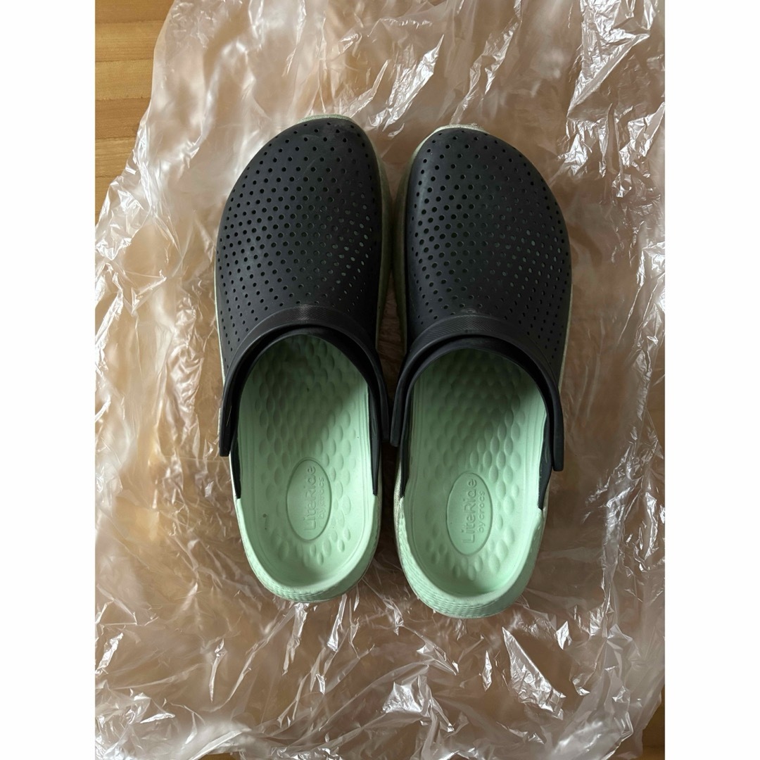 crocs(クロックス)のcrocsLiteRideClog M1129cmクロックスライトライドクロッグ メンズの靴/シューズ(サンダル)の商品写真