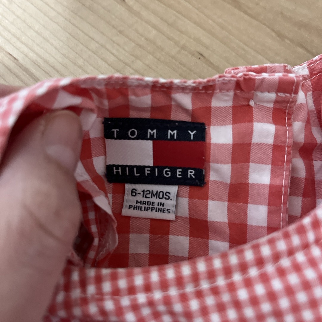 TOMMY HILFIGER(トミーヒルフィガー)のTOMMY HILFIGER ワンピース キッズ/ベビー/マタニティのベビー服(~85cm)(ワンピース)の商品写真