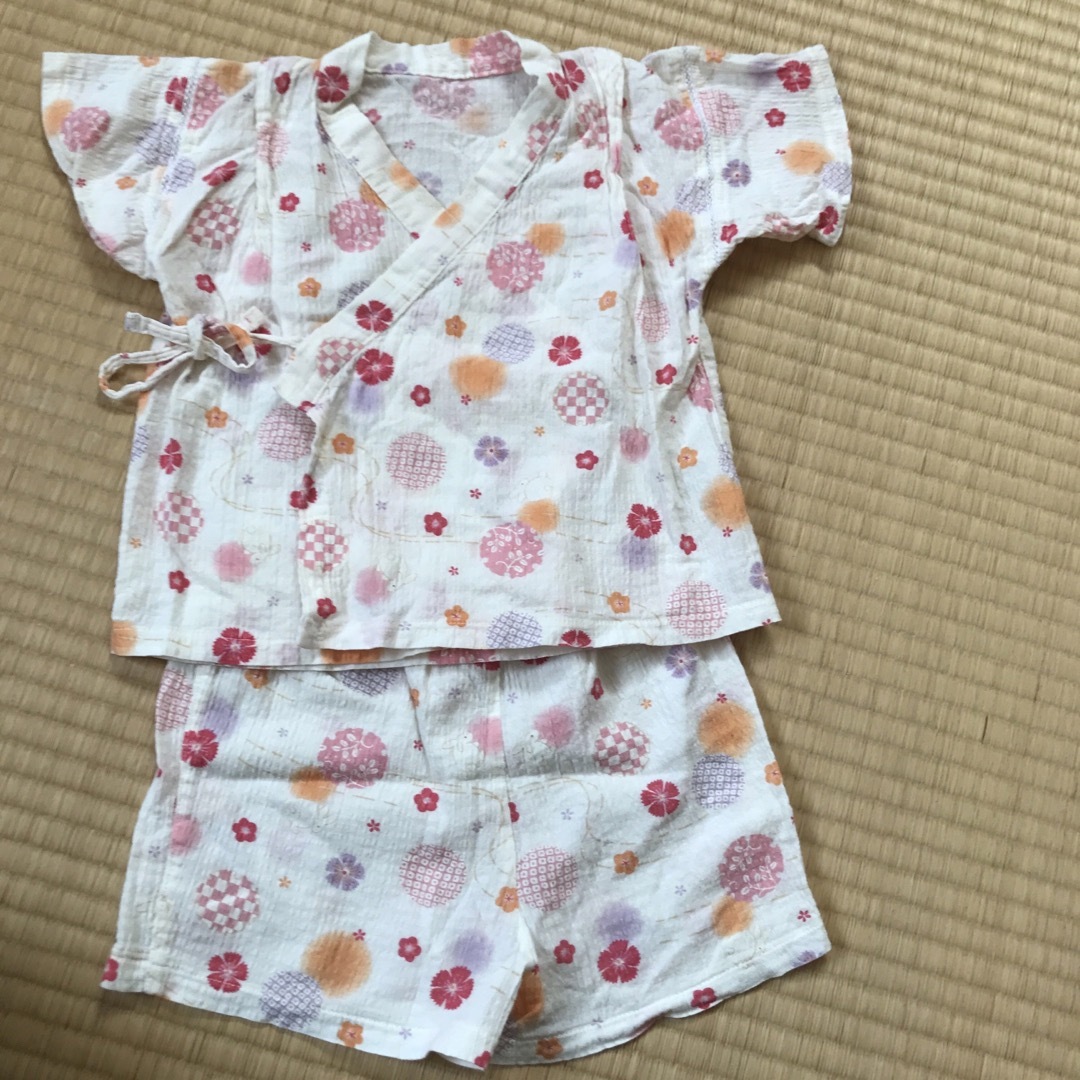 甚兵衛　女の子　80-90  キッズ/ベビー/マタニティのキッズ服女の子用(90cm~)(甚平/浴衣)の商品写真