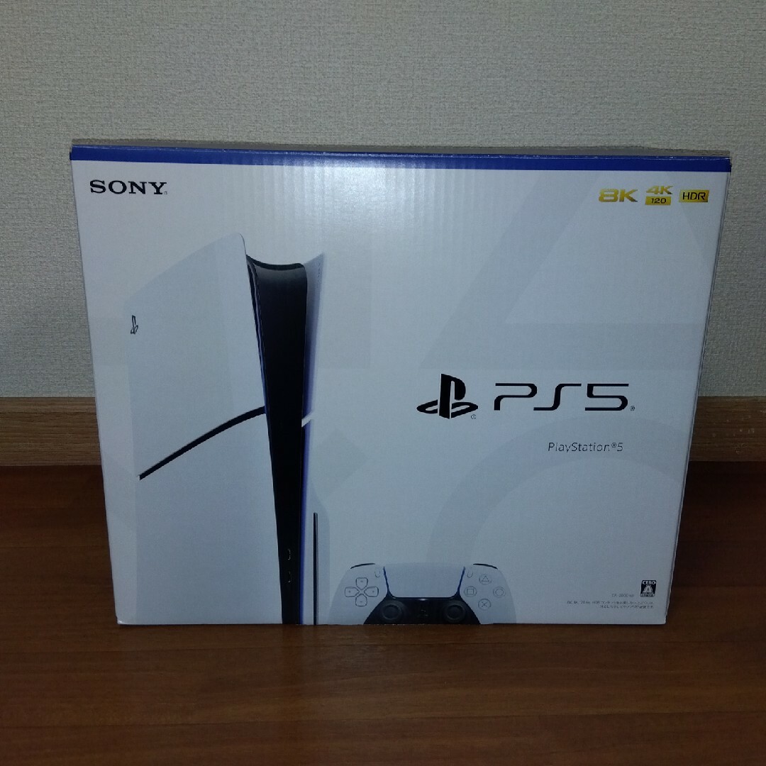 PlayStation(プレイステーション)のSONY PlayStation5 CFI-2000A01 エンタメ/ホビーのゲームソフト/ゲーム機本体(家庭用ゲーム機本体)の商品写真