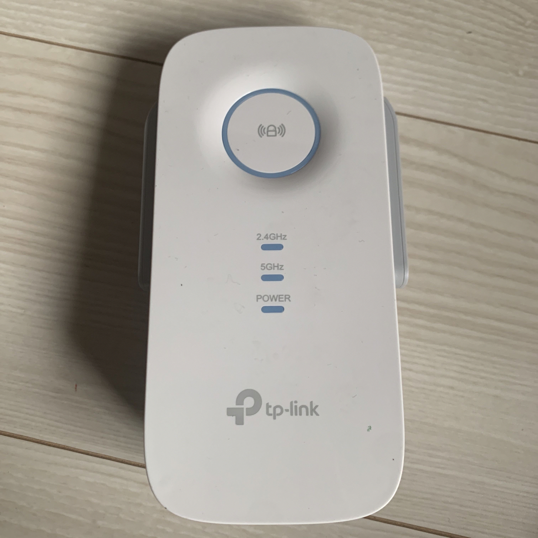 TP-Link(ティーピーリンク)のTP-LINK 無線LAN 中継機　箱無し説明書なし スマホ/家電/カメラのPC/タブレット(PC周辺機器)の商品写真