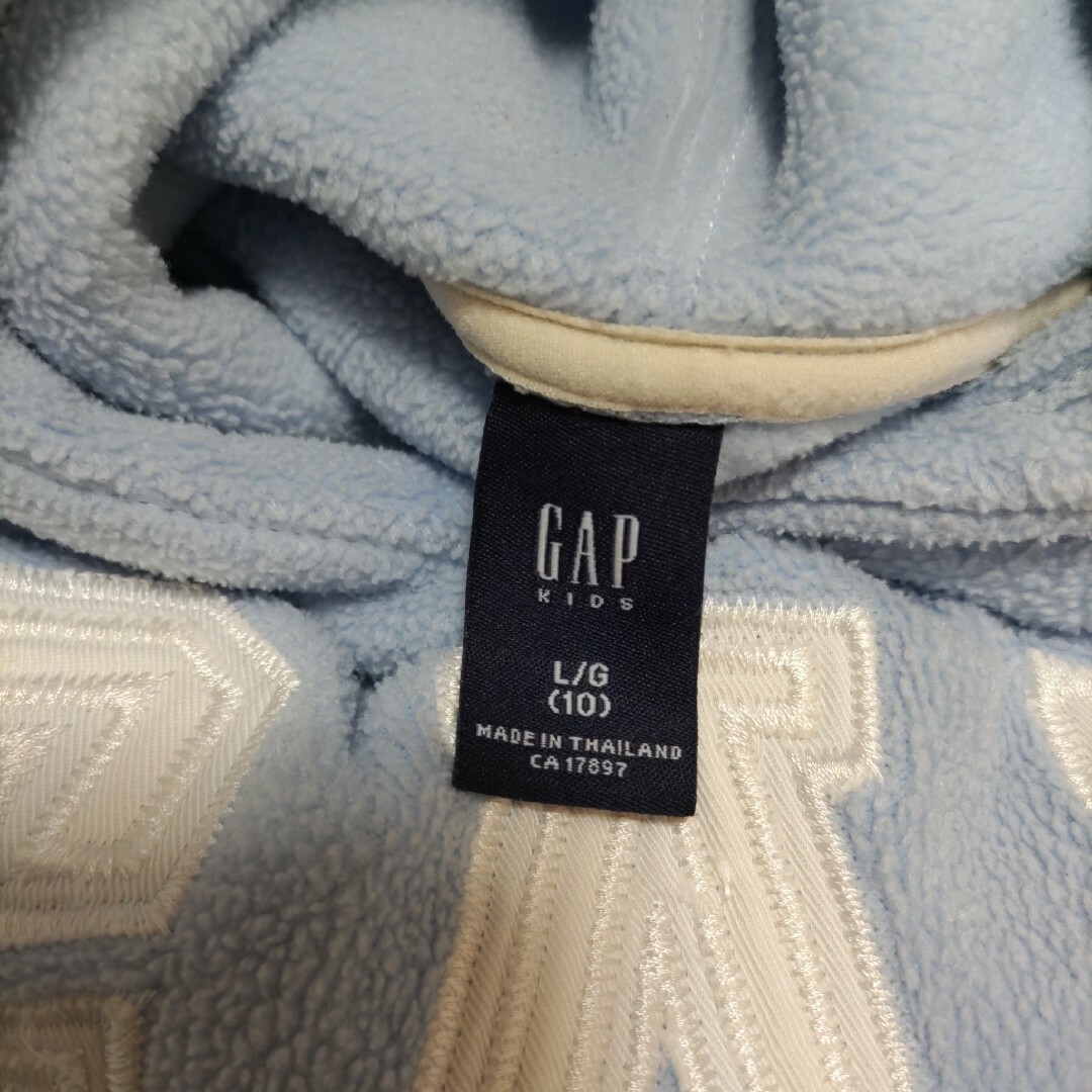 GAP(ギャップ)のギャップ　パーカー　140 キッズ/ベビー/マタニティのキッズ服女の子用(90cm~)(ジャケット/上着)の商品写真