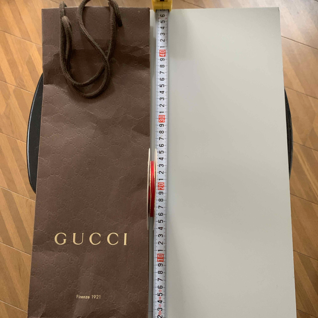 Gucci(グッチ)のグッチの袋と金縁5mmリボン レディースのバッグ(ショップ袋)の商品写真