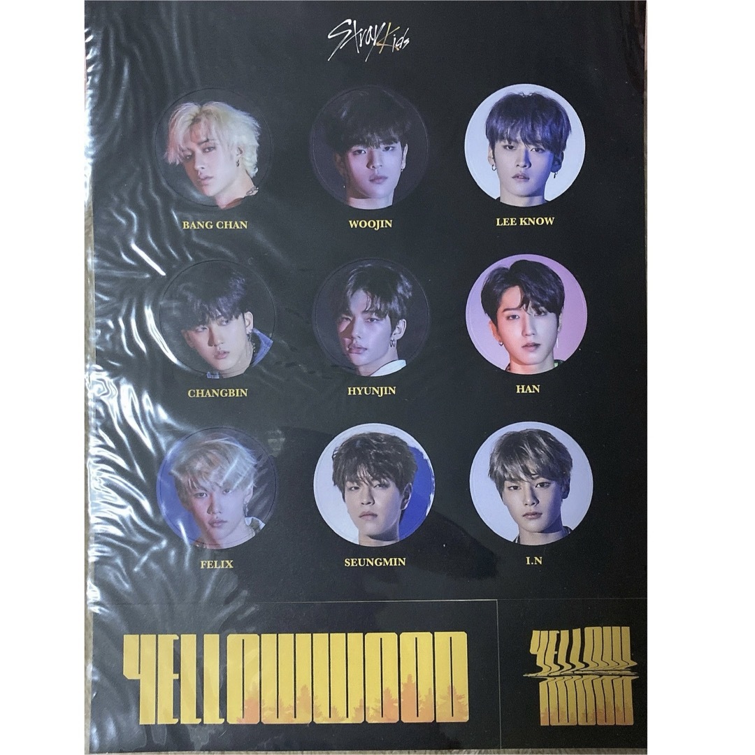 Stray Kids(ストレイキッズ)のStray Kids Yellow Wood 初回限定特典 ステッカー シール エンタメ/ホビーのタレントグッズ(アイドルグッズ)の商品写真