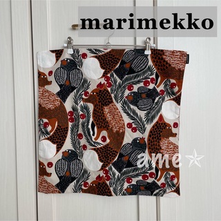 マリメッコ(marimekko)の美品 ◎ marimekko KETUNMARJA クッションカバー 狐 廃盤(クッションカバー)
