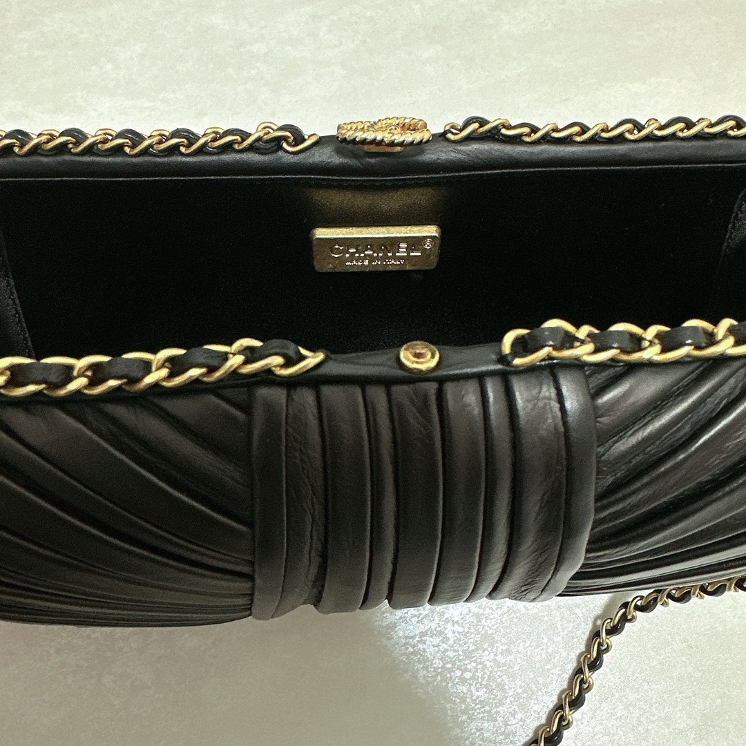 CHANEL(シャネル)のCHANEL シャネル パーティーバッグ party bag black レディースのバッグ(ショルダーバッグ)の商品写真