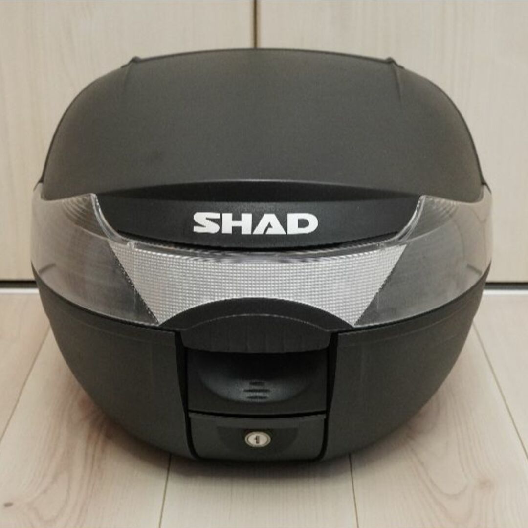 SHAD　バイク トップケース リアボックス SH33 自動車/バイクのバイク(装備/装具)の商品写真