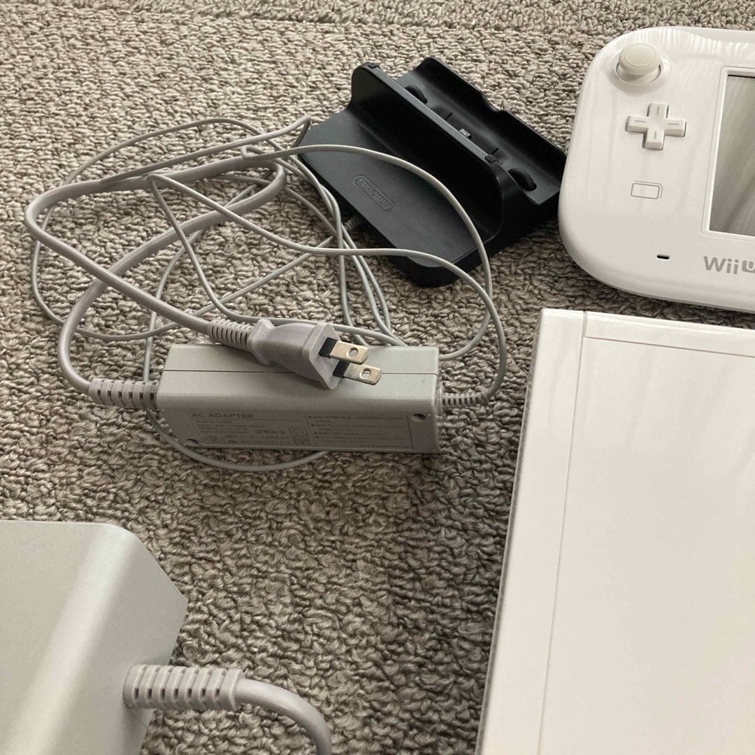 任天堂(ニンテンドウ)のWii Uジャンク扱い　送料込み エンタメ/ホビーのゲームソフト/ゲーム機本体(家庭用ゲーム機本体)の商品写真