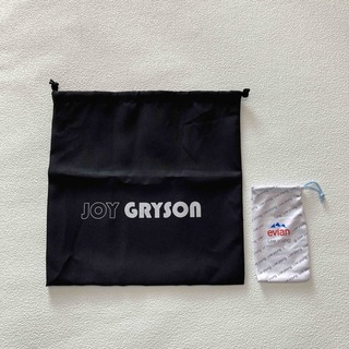 エビアン(エビアン)の袋2枚　JOY GRYSON / evian (ノベルティグッズ)