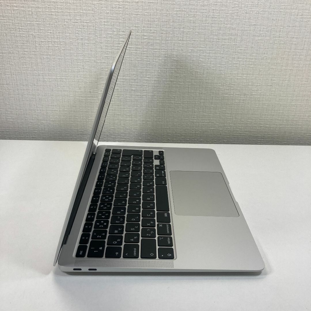 Apple(アップル)のApple MacBook Air M1 ノートパソコン （S44） スマホ/家電/カメラのPC/タブレット(ノートPC)の商品写真