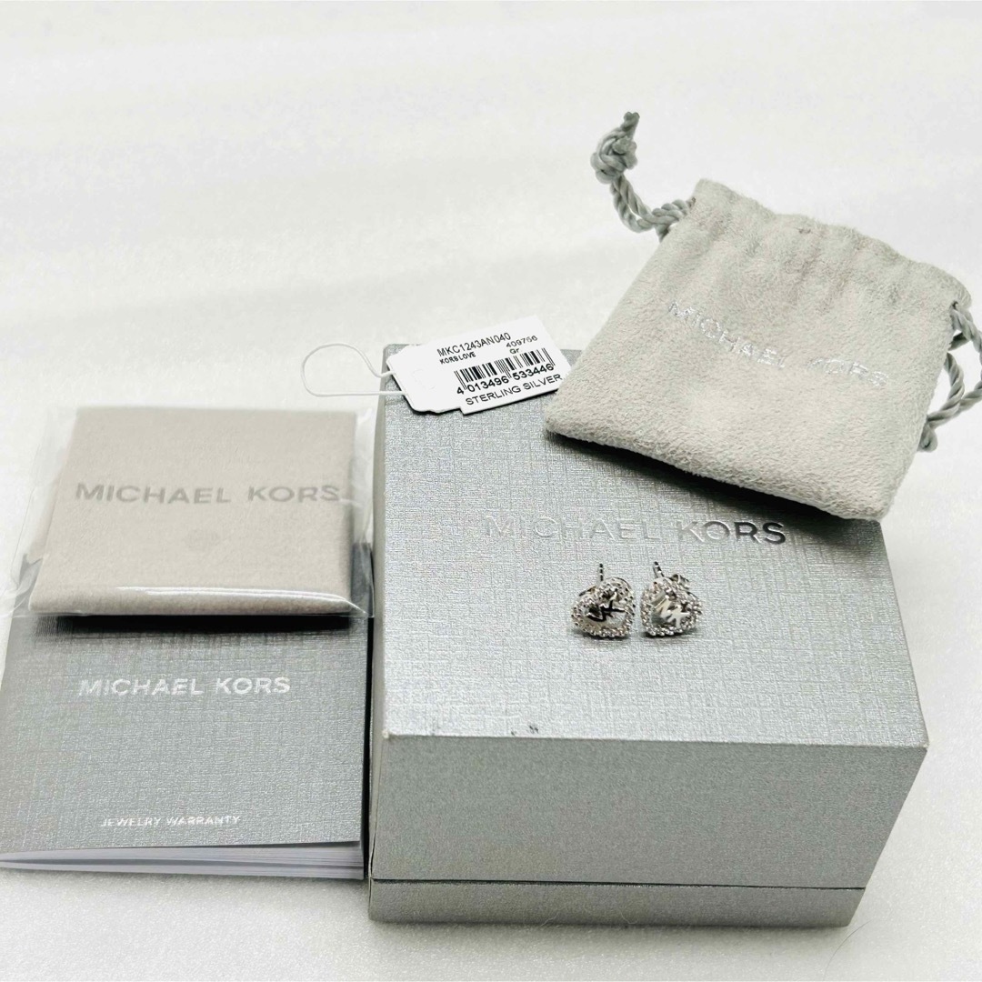 Michael Kors(マイケルコース)の未使用　MICHAEL KORS マイケルコース　MK パヴェ ピアス シルバー レディースのアクセサリー(ピアス)の商品写真