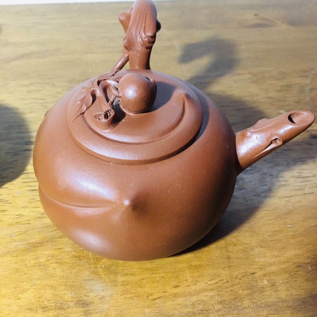 1985年製 急須 茶碗セット 紫砂 中国美術 逆らい 在銘 方意* 茶器 1985年製 急須 茶碗セット 紫砂 中国美術 逆らい 在銘 方意* 茶器