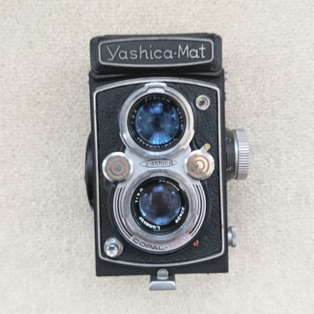 ヤシカ Yashica-Mat フード・ケース付き スマホ/家電/カメラのカメラ(フィルムカメラ)の商品写真