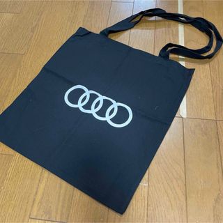 アウディ(AUDI)のアウディ　ハンドバッグ(ハンドバッグ)