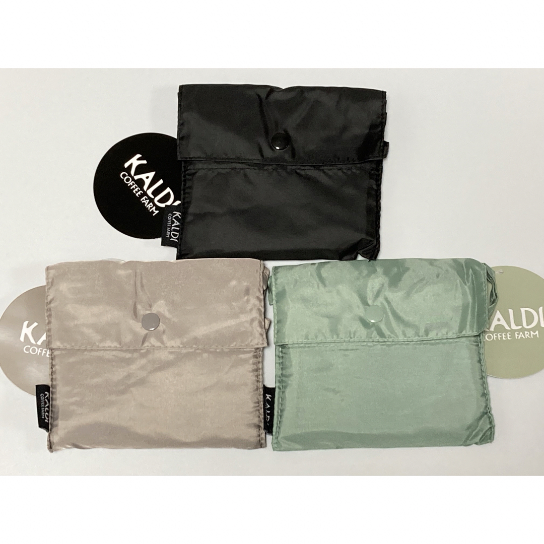 KALDI(カルディ)の【Ｇ】③カルディ　オリジナルエコバッグ　グレー　セージグリーン　ブラック レディースのバッグ(エコバッグ)の商品写真
