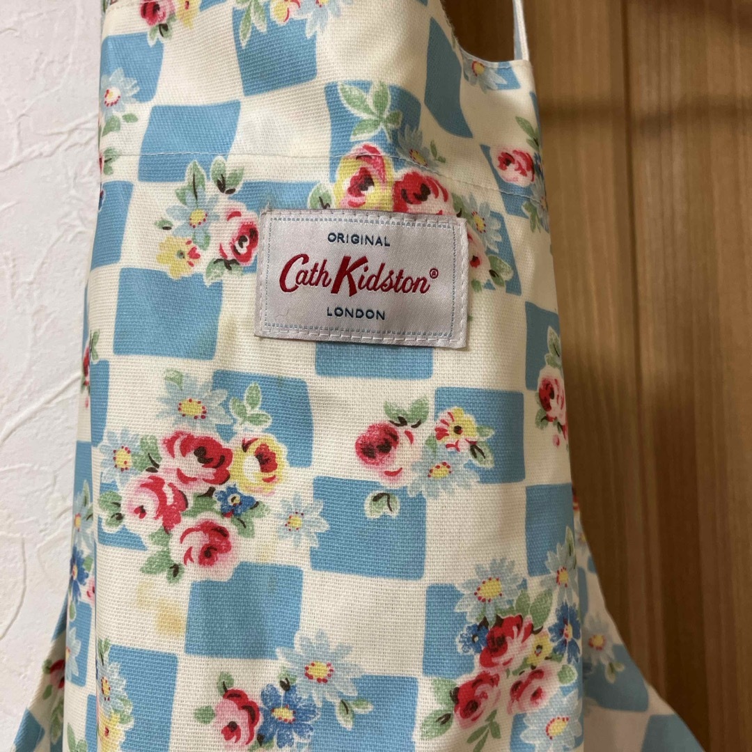 Cath Kidston(キャスキッドソン)のキャスキッドソン　エプロン インテリア/住まい/日用品のキッチン/食器(その他)の商品写真