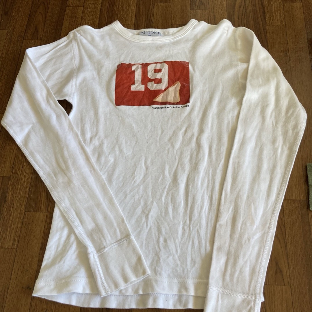 H.P.FRANCE(アッシュペーフランス)のANTONI&ALISON 長袖Tシャツ　カーキ　ホワイト　10 レディースのトップス(Tシャツ(長袖/七分))の商品写真