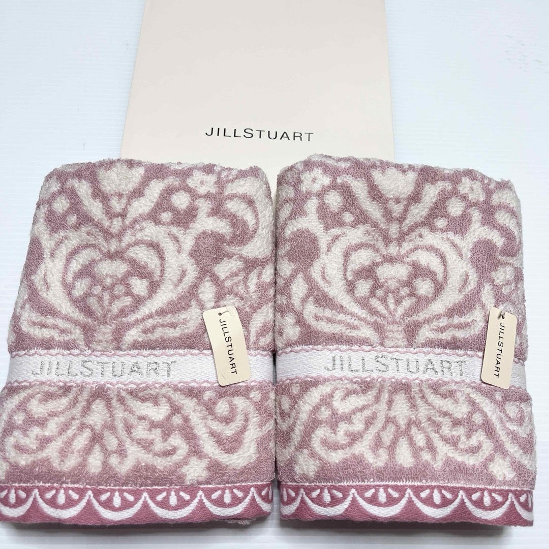 JILLSTUART(ジルスチュアート)のジルスチュアート　新　フェイスタオル　ダマスク　タオルミュージアム　タオル美術館 インテリア/住まい/日用品の日用品/生活雑貨/旅行(タオル/バス用品)の商品写真