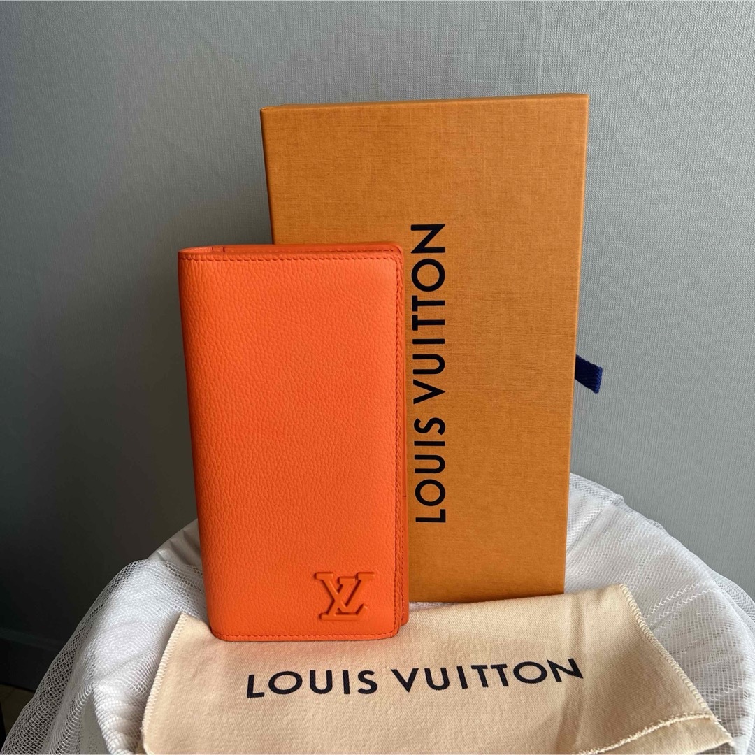 LOUIS VUITTON(ルイヴィトン)のルイヴィトン　 M81153 LVアエログラム ポルトフォイユ ブラザ 長財布 メンズのファッション小物(長財布)の商品写真