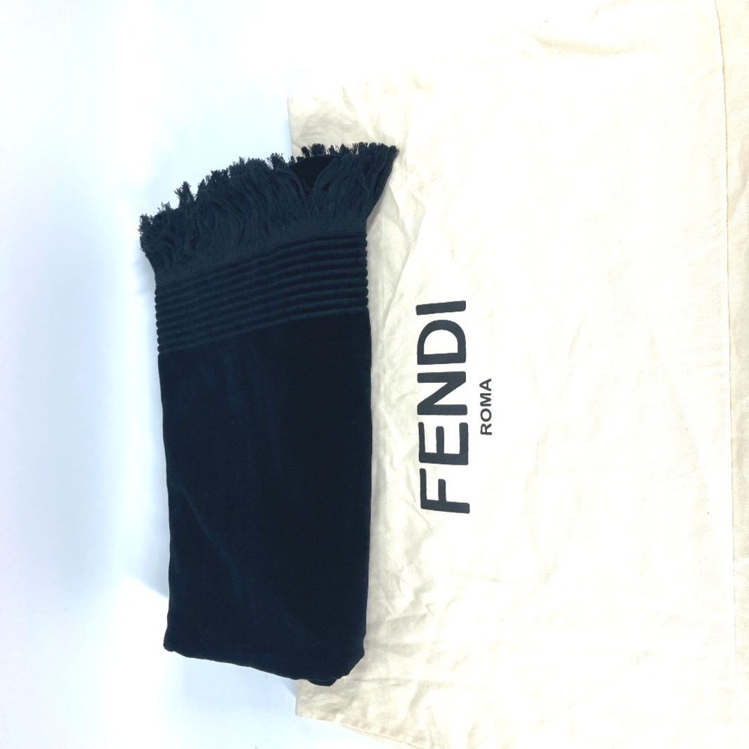 FENDI(フェンディ)のフェンディ FENDI カリート  FXA008 カールラガーフェルド バスタオル インテリア ひざかけ ブランケット ビーチタオル 大判 フリンジ タオル コットン ブラック 未使用 インテリア/住まい/日用品の日用品/生活雑貨/旅行(タオル/バス用品)の商品写真