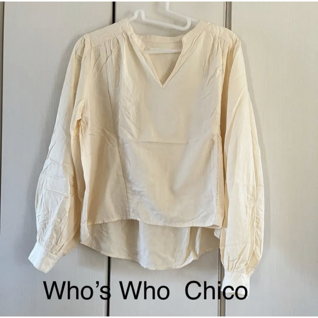 who's who Chico(フーズフーチコ)のフーズフーチコ　ボリューム袖プルオーバー　ブラウス レディースのトップス(シャツ/ブラウス(長袖/七分))の商品写真