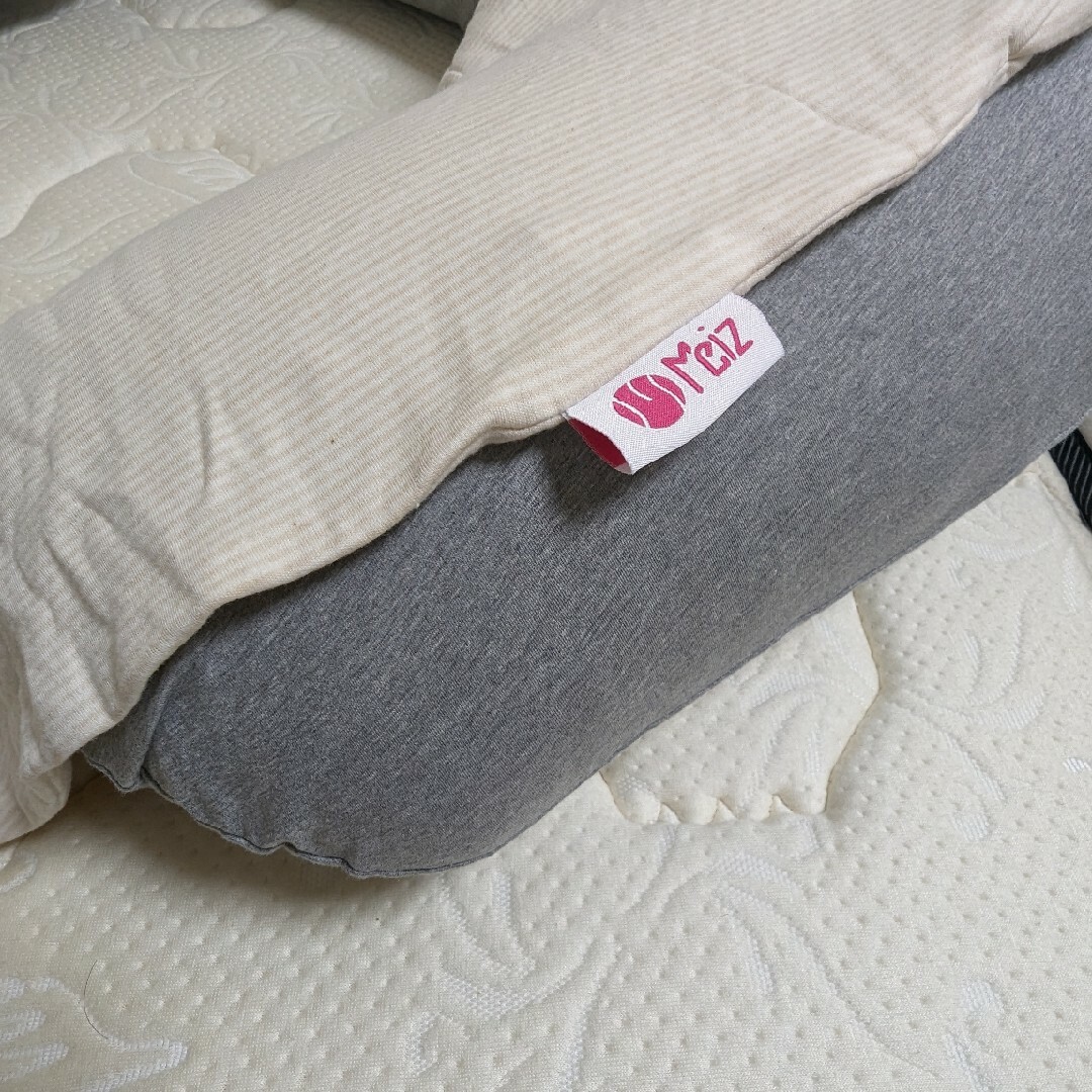 Meiz C型抱き枕 インテリア/住まい/日用品の寝具(枕)の商品写真