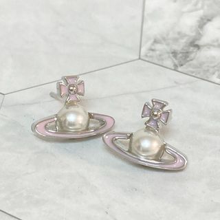 ヴィヴィアンウエストウッド(Vivienne Westwood)のヴィヴィアン　パールオーブピアス　シルバー(ピアス)