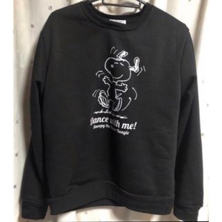 SNOOPY - ★SNOOPYスヌーピー☆★スエット トレーナー メンズＭサイズ色は黒可愛いです