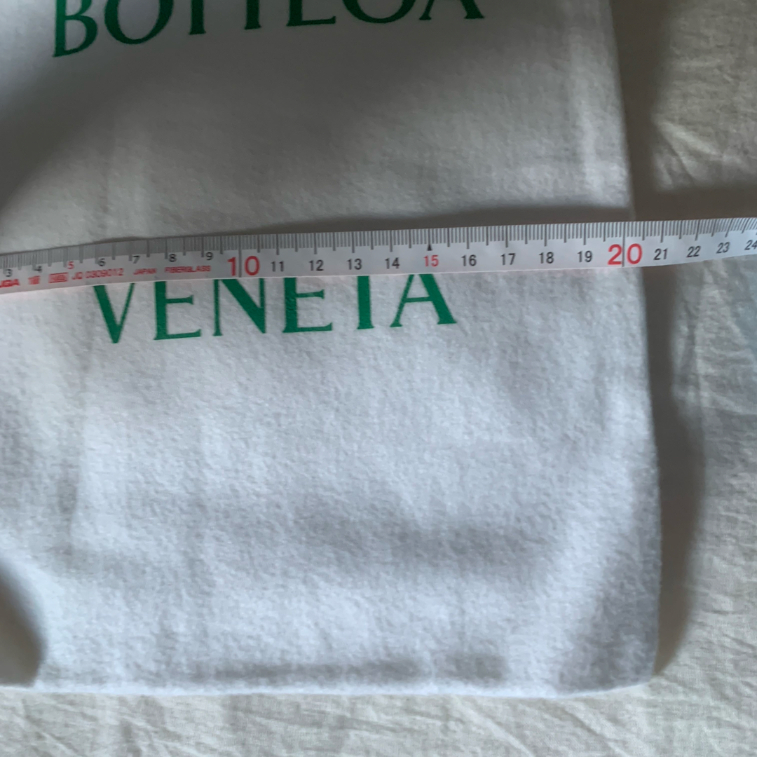 Bottega Veneta(ボッテガヴェネタ)のセール　bottega venetaポーチ　保存袋　小 レディースのファッション小物(ポーチ)の商品写真