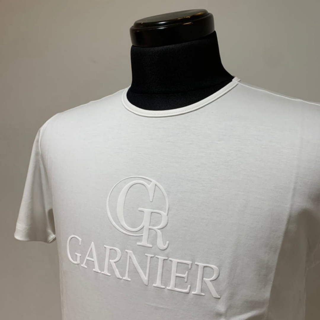 GARNIER - 新品未使用 ガルニエ クルーネックプリントＴシャツの通販