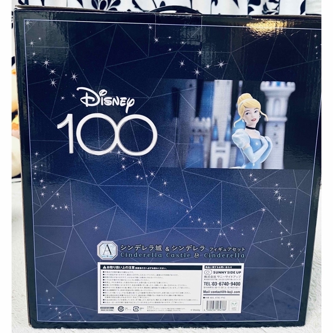 Disney(ディズニー)のディズニー　１００周年　シンデレラ城　ミッキーマウス エンタメ/ホビーのフィギュア(その他)の商品写真