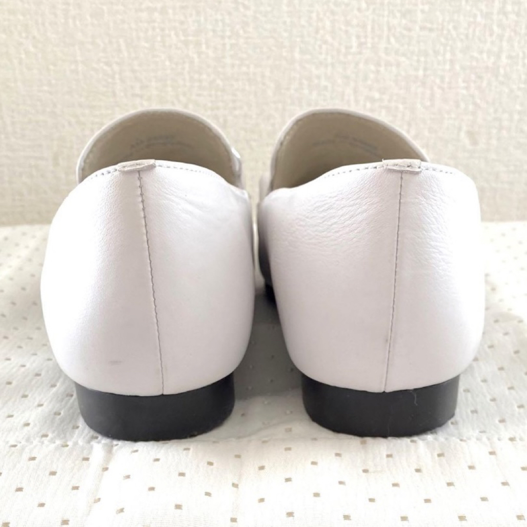 dinos(ディノス)の新品　Anna Malia アンナマリア　パンプス　フラットシューズ　ホワイト レディースの靴/シューズ(ハイヒール/パンプス)の商品写真