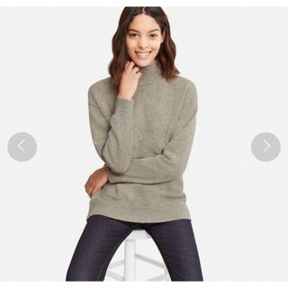 ユニクロ(UNIQLO)のユニクロ  プレミアムラムハイネックチュニック  グレー  S(チュニック)