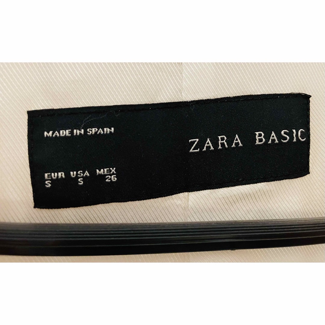 ZARA(ザラ)の美品☆日本未発売☆ZARA BASIC　ノーカラー　ジャケット　S レディースのジャケット/アウター(ノーカラージャケット)の商品写真