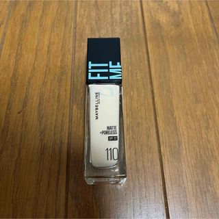 メイベリン(MAYBELLINE)のフィットミー リキッド ファンデーション R 【マット】110 明るい肌色(イエ(ファンデーション)