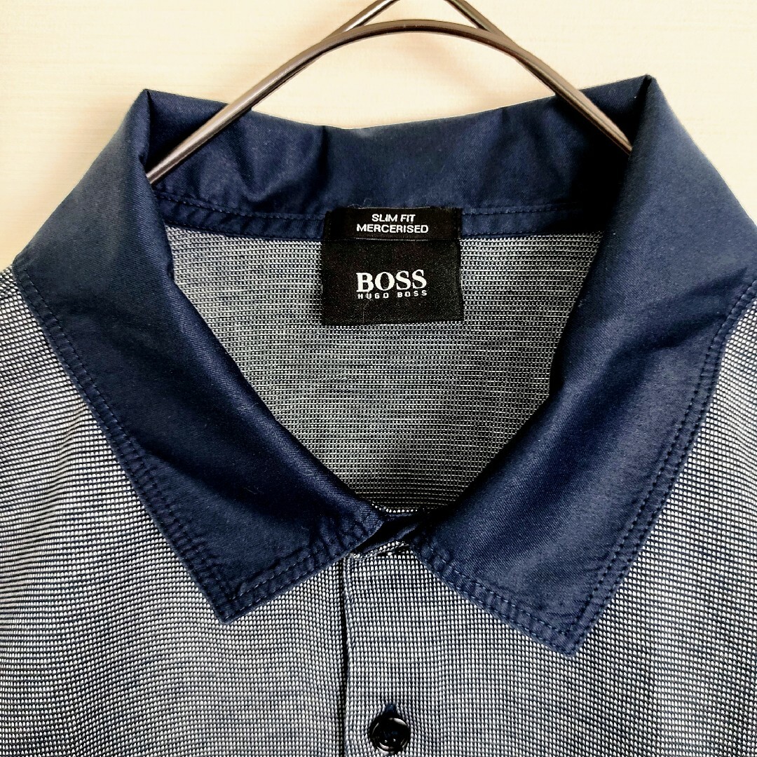 HUGO BOSS(ヒューゴボス)のヒューゴボス☆高級感のあるポロシャツ　M　ネイビー　サイドスリット　リンガー メンズのトップス(ポロシャツ)の商品写真