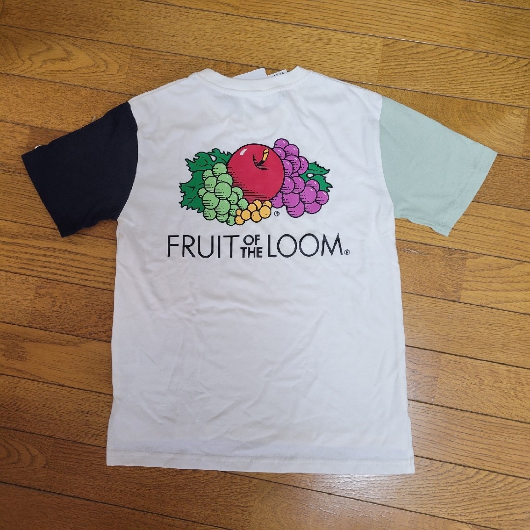 FRUIT OF THE LOOM(フルーツオブザルーム)の新品⭐FRUITOFTHELOOM⭐Tシャツ⭐140 キッズ/ベビー/マタニティのキッズ服男の子用(90cm~)(Tシャツ/カットソー)の商品写真