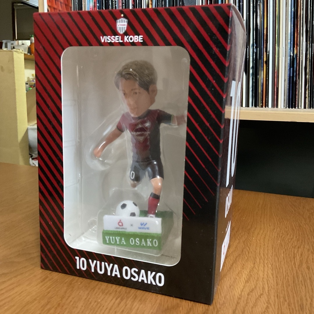 ヴィッセル神戸　大迫勇也ボブルヘッド スポーツ/アウトドアのサッカー/フットサル(記念品/関連グッズ)の商品写真