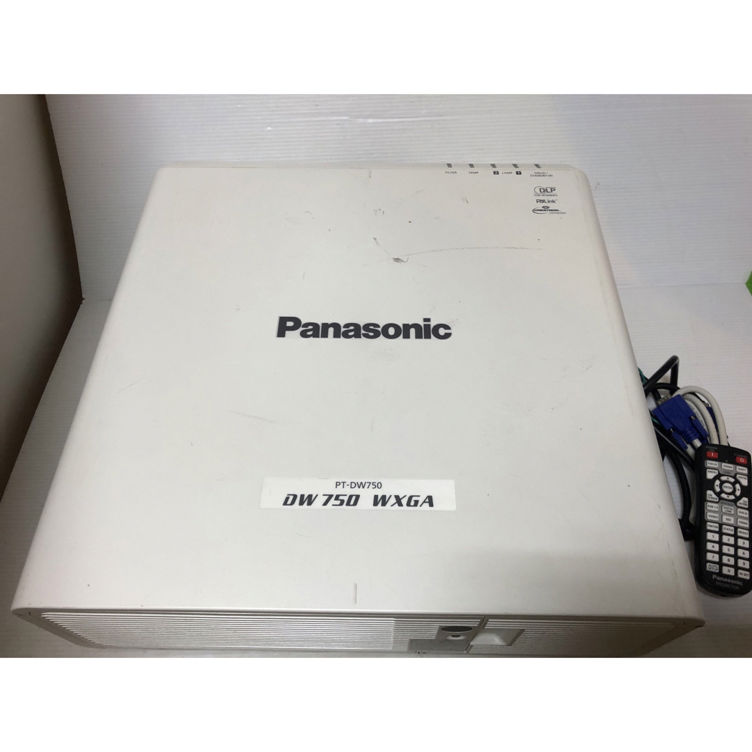 Panasonic(パナソニック)のPanasonic PT-DW750JW 高輝度　7000ルーメン 日本製 スマホ/家電/カメラのテレビ/映像機器(プロジェクター)の商品写真