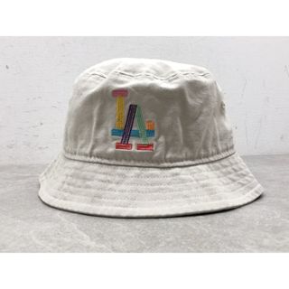 ニューエラー(NEW ERA)のNEW ERA(ニューエラ) × BTS × MLB コラボ バケットハット Dynamite ロサンゼルス ドジャース MEDIUM / LARGE アイボリー系 帽子 【C1010-007】(ハット)