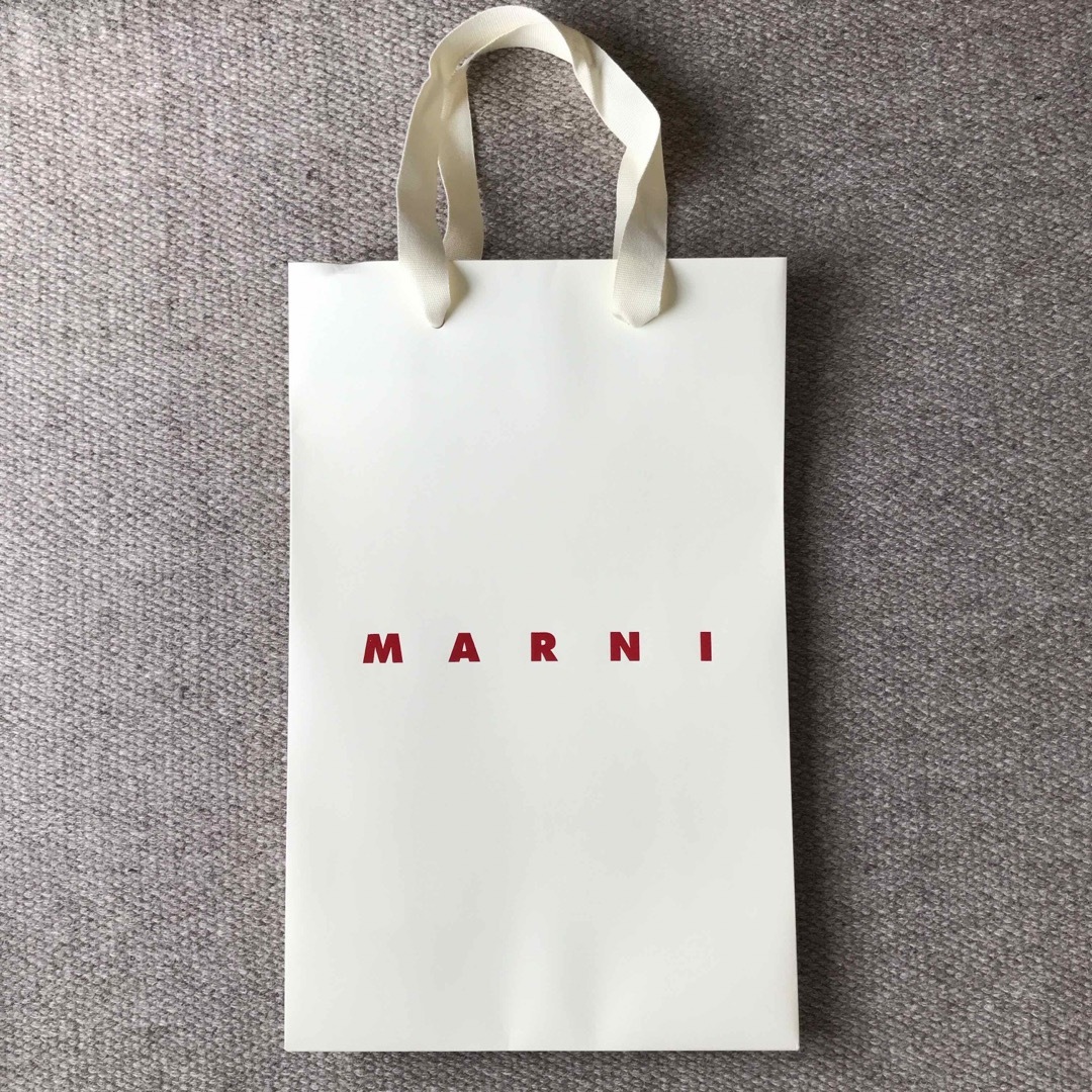 Marni(マルニ)のMARNI ショップ袋　中 レディースのバッグ(ショップ袋)の商品写真