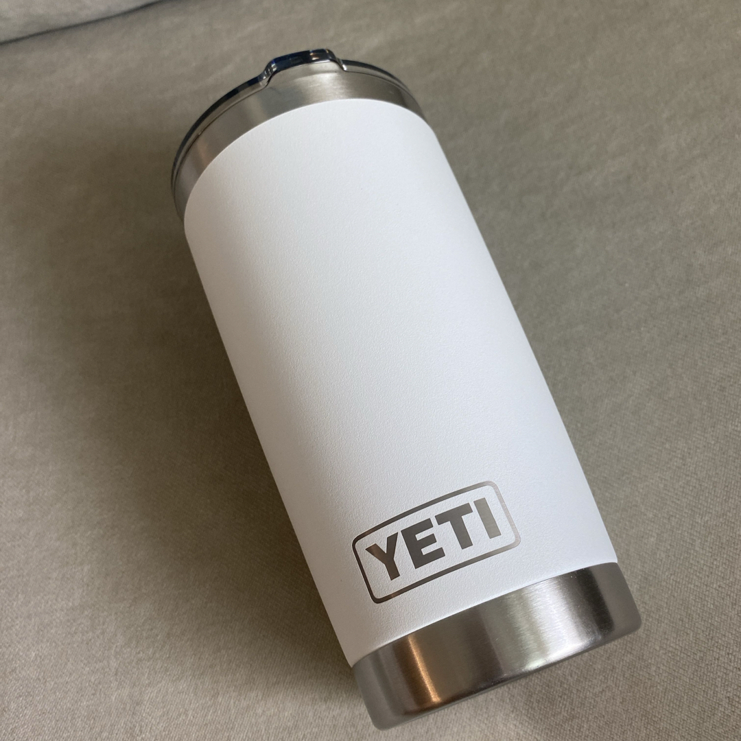 YETI(イエティ)の非売品　未使用新品　YETI イエティ　ハワイ　AREA タンブラー　20oz インテリア/住まい/日用品のキッチン/食器(タンブラー)の商品写真