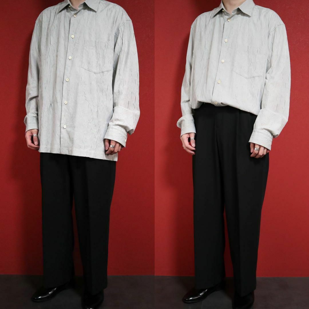 ISSEY MIYAKE(イッセイミヤケ)の【極希少】ISSEY MIYAKE MEN シワ加工デザイン ストライプ シャツ メンズのトップス(Tシャツ/カットソー(七分/長袖))の商品写真