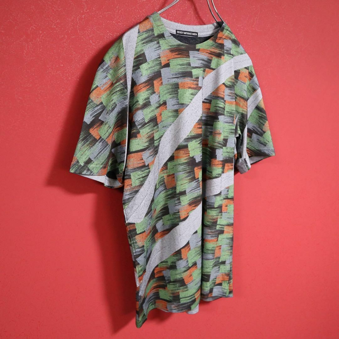 ISSEY MIYAKE(イッセイミヤケ)の【極美品】ISSEY MIYAKE プリーツ 総柄 デザイン グレー Tシャツ メンズのトップス(Tシャツ/カットソー(半袖/袖なし))の商品写真