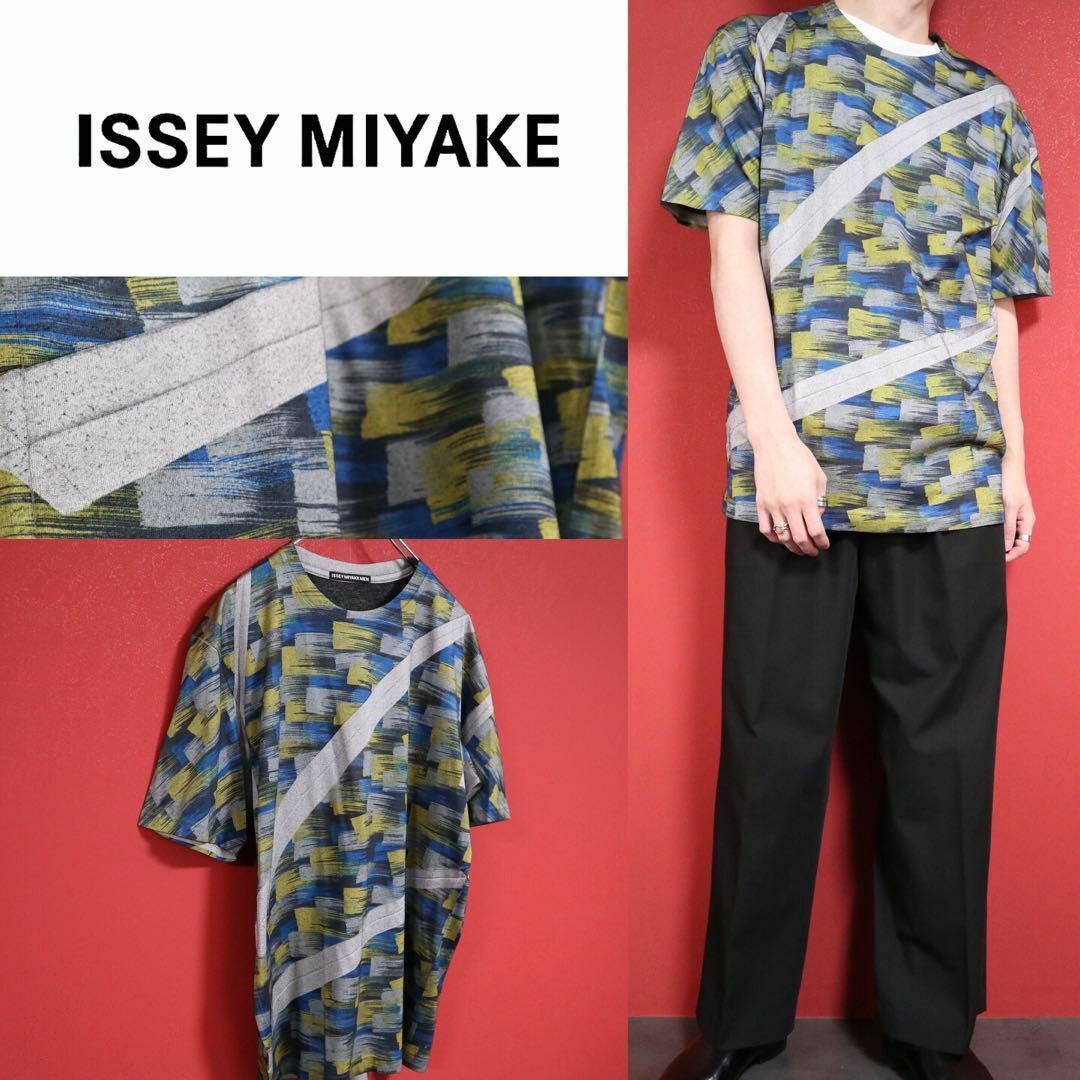 ISSEY MIYAKE(イッセイミヤケ)の【極美品】ISSEY MIYAKE MEN 斜めプリーツ 総柄デザインTシャツ メンズのトップス(Tシャツ/カットソー(半袖/袖なし))の商品写真