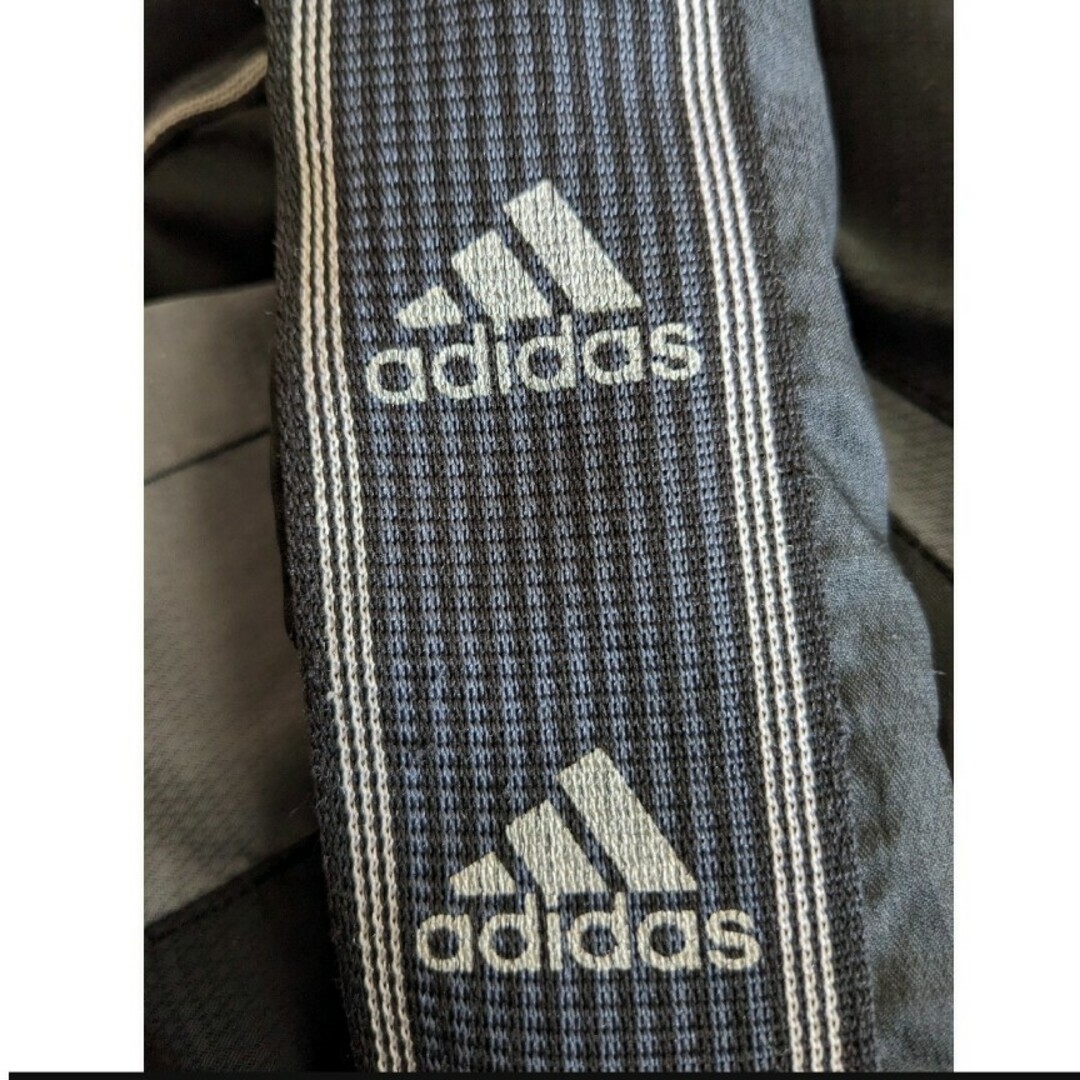 adidas(アディダス)のadidas 130cm ジャンパー キッズ/ベビー/マタニティのキッズ服男の子用(90cm~)(ジャケット/上着)の商品写真