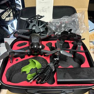 DJI FPV 本体＋ケース＋備品セット