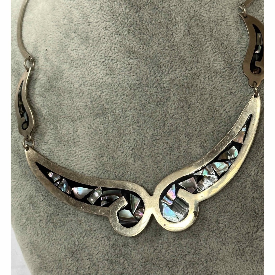 チョーカー　工芸品　黒蝶貝螺鈿　アンテアーク レディースのアクセサリー(ネックレス)の商品写真