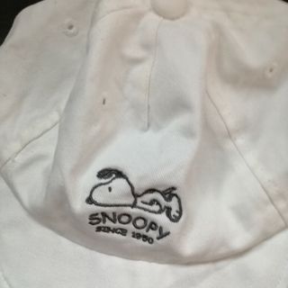 SNOOPY - 値下不可　スヌーピー　 キャップ 帽子 PEANUTS 白50センチ　キッズ